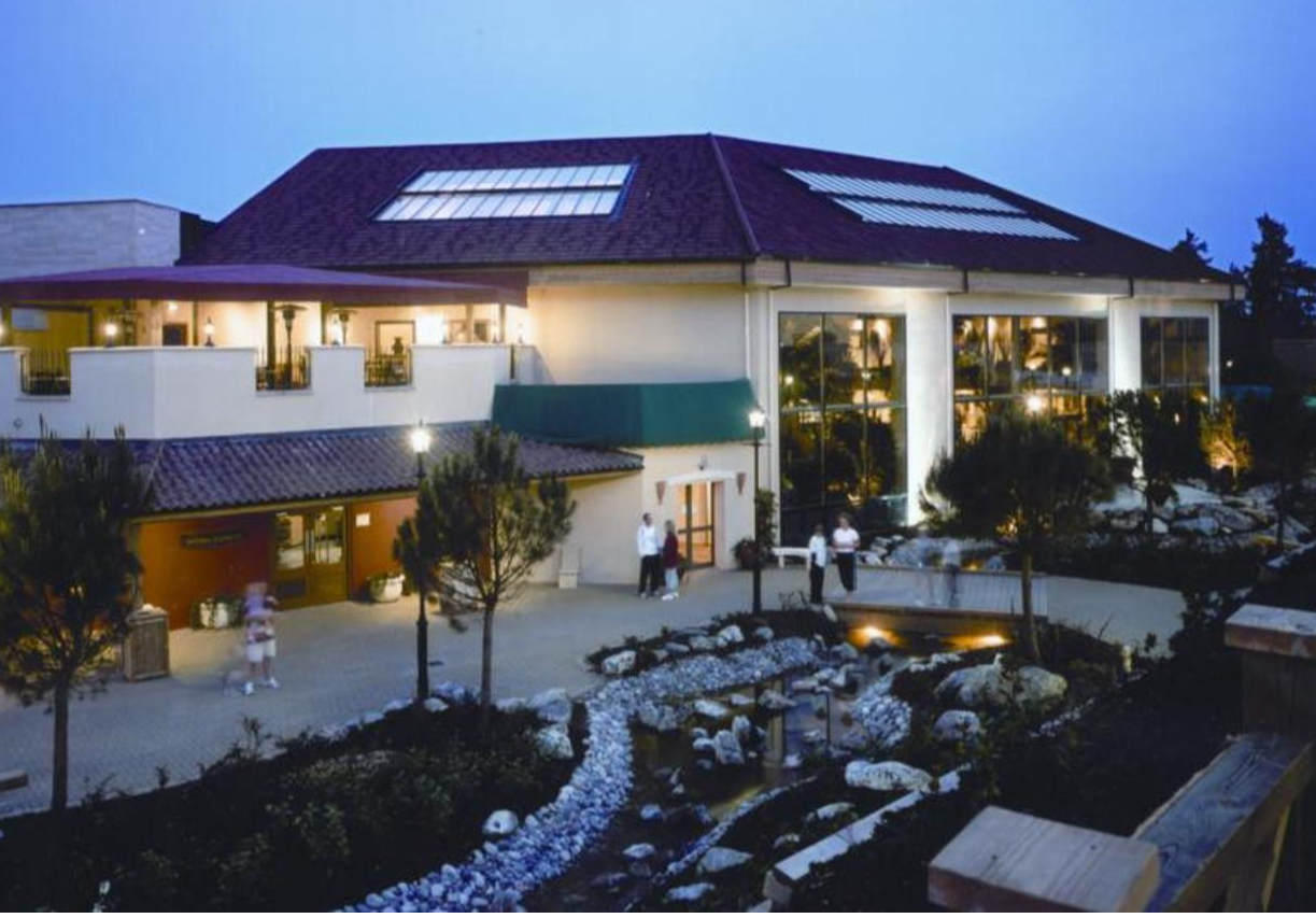 - Center Parcs